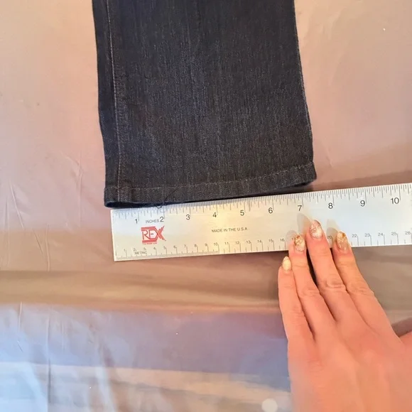 NWOT NYDJ Slim Straight Leg Dark Wash Women’s Denim Jeans Size 6 MSRP $129 - Picture 8 of 9